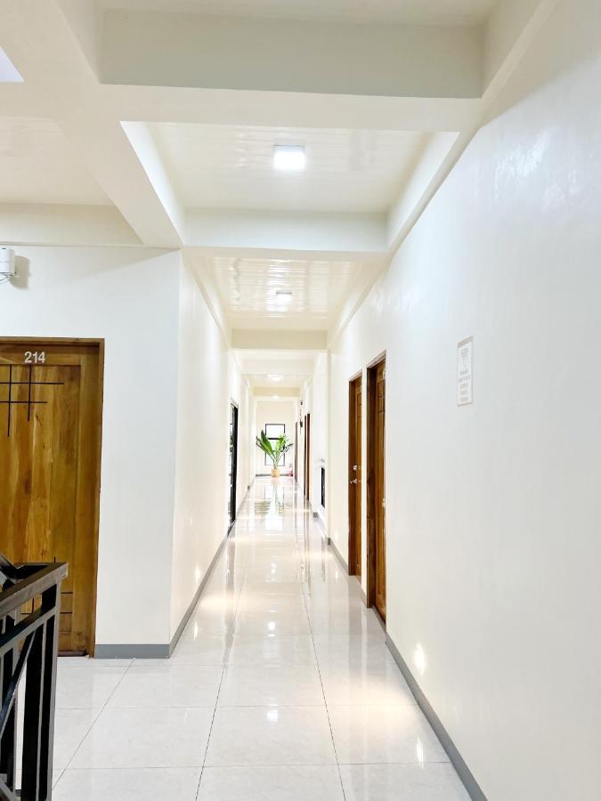 Verra Inn Tagaytay City Екстериор снимка