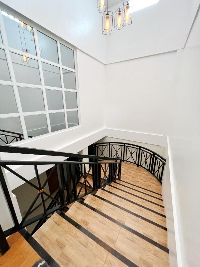 Verra Inn Tagaytay City Екстериор снимка
