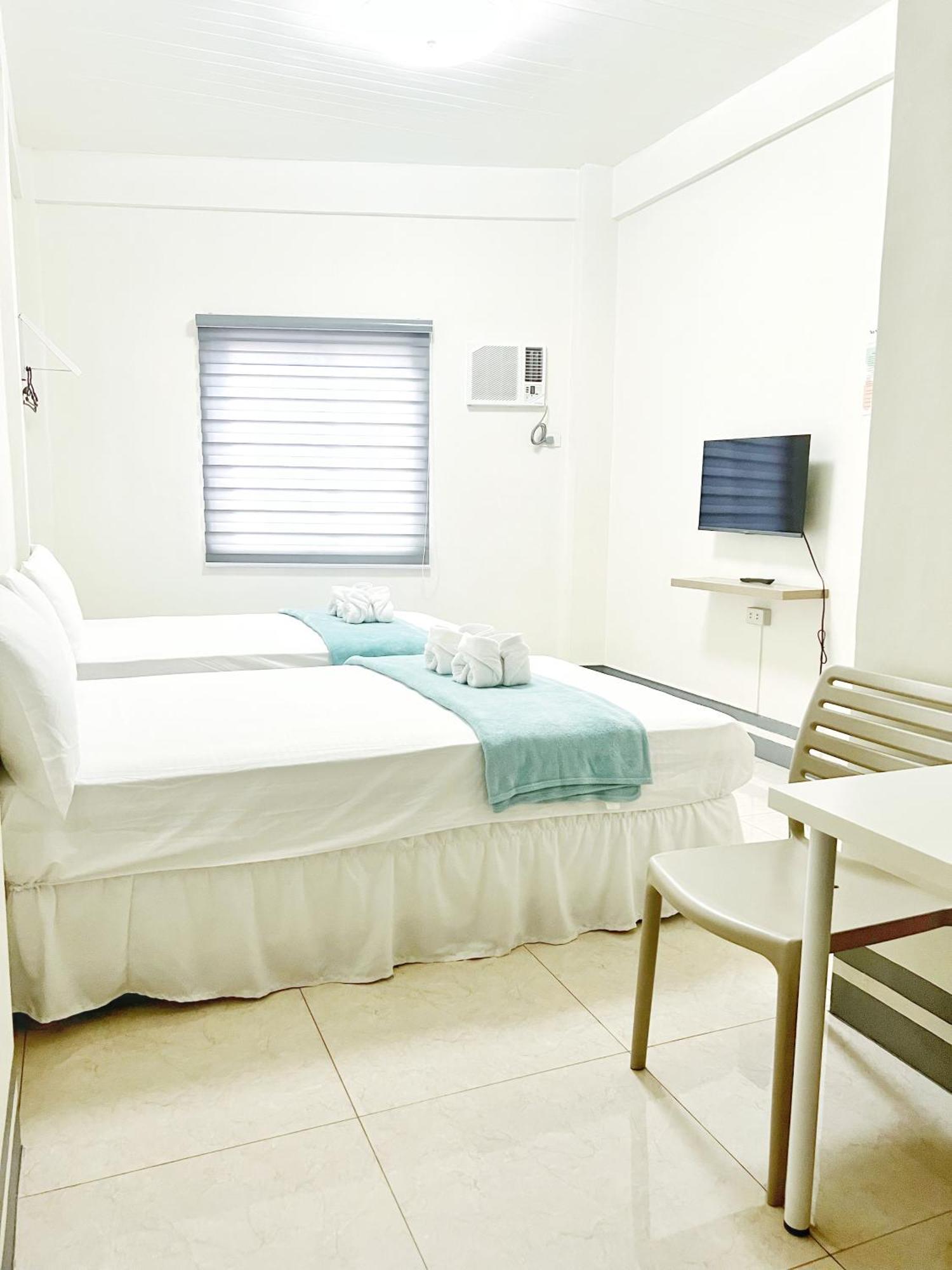 Verra Inn Tagaytay City Екстериор снимка