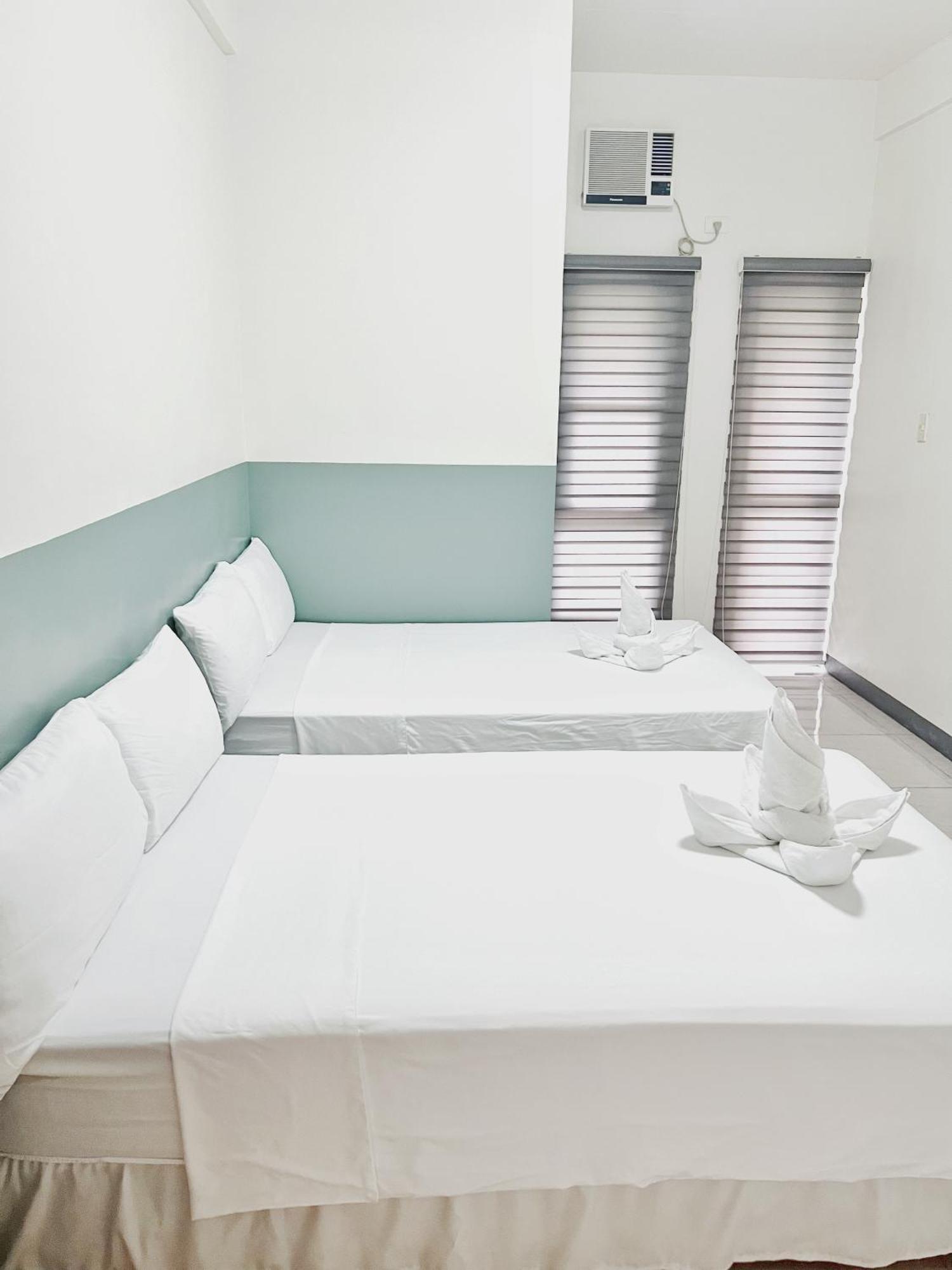 Verra Inn Tagaytay City Екстериор снимка